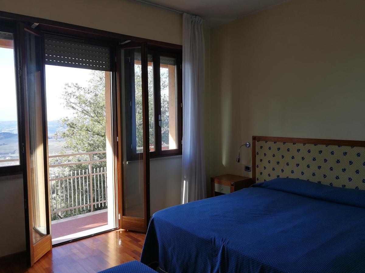 Piccione Hotel Il Castellaccio מראה חיצוני תמונה