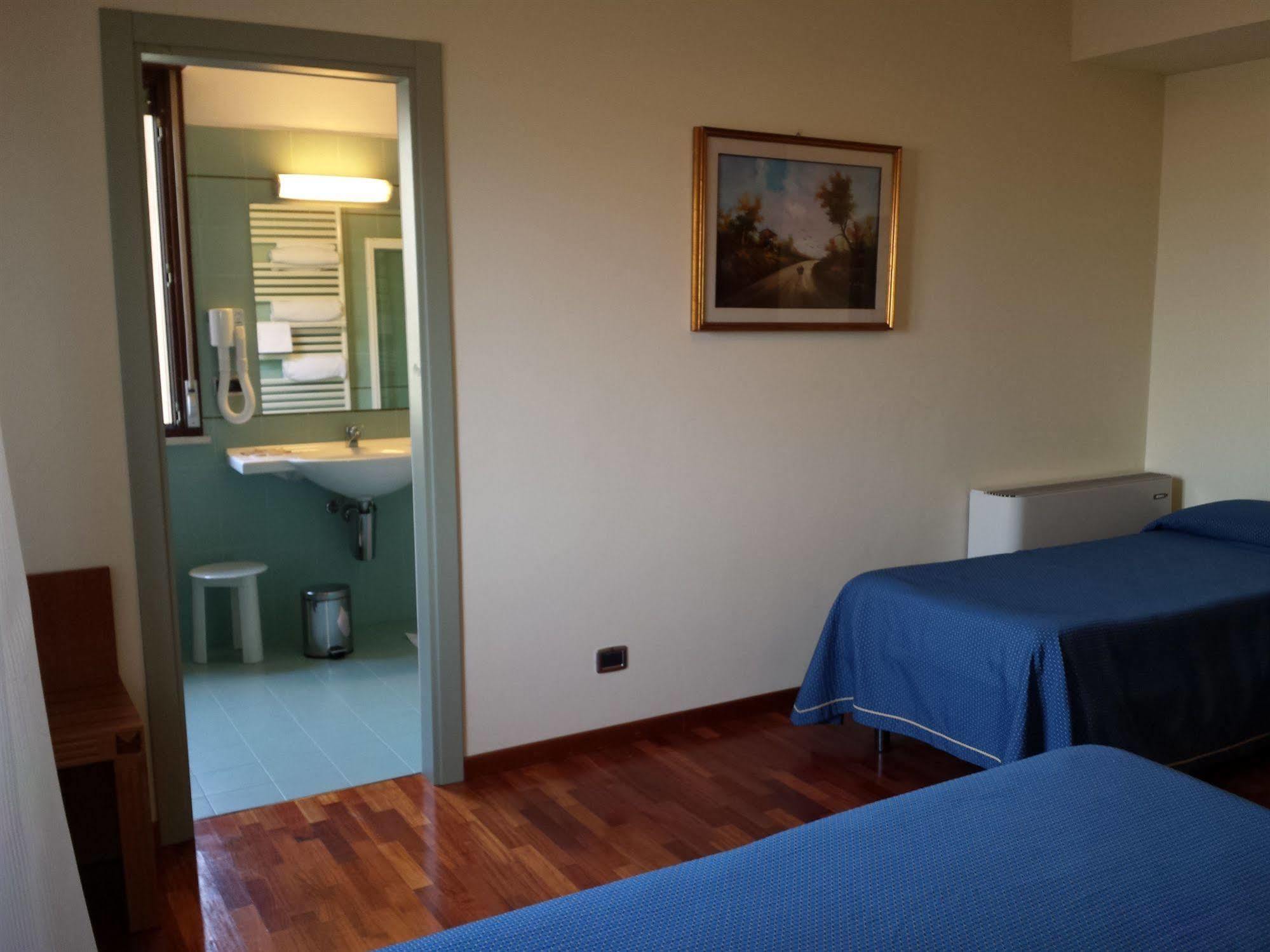 Piccione Hotel Il Castellaccio מראה חיצוני תמונה