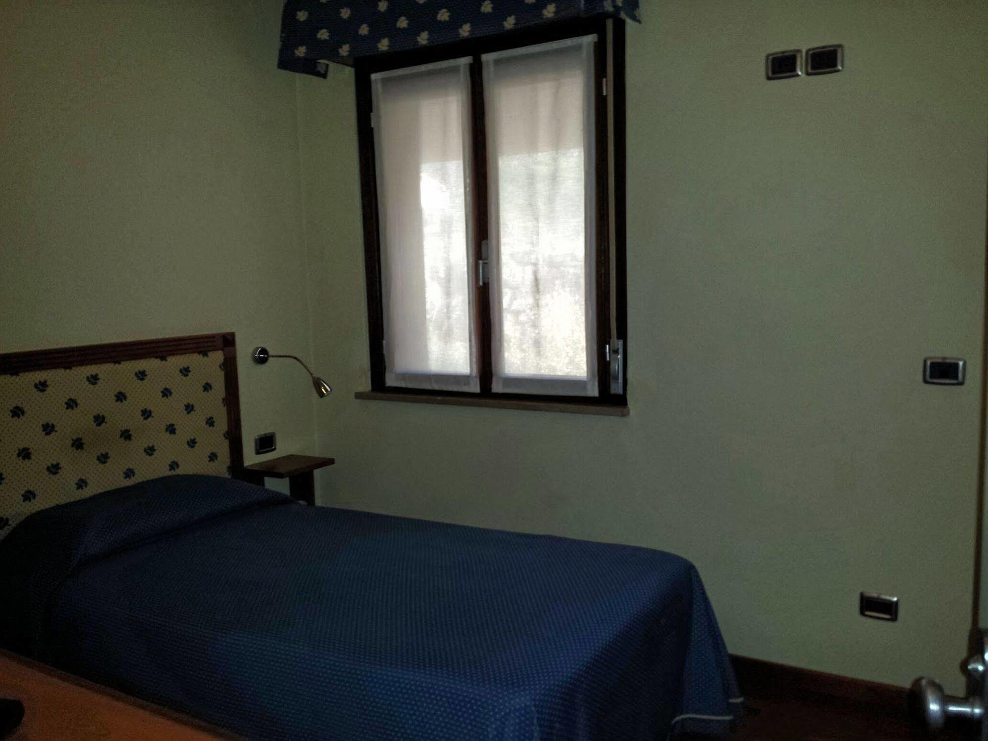 Piccione Hotel Il Castellaccio מראה חיצוני תמונה