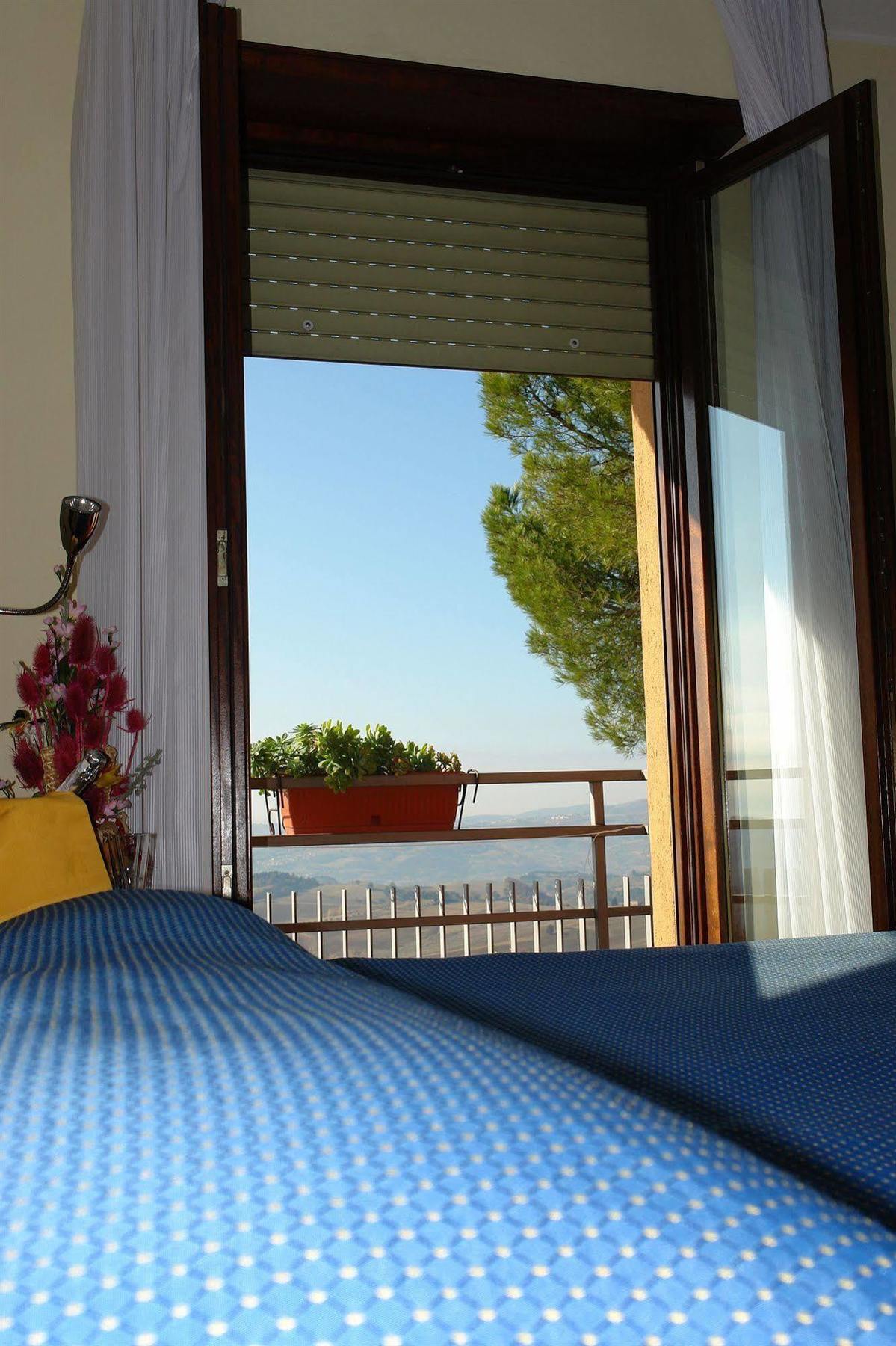 Piccione Hotel Il Castellaccio מראה חיצוני תמונה