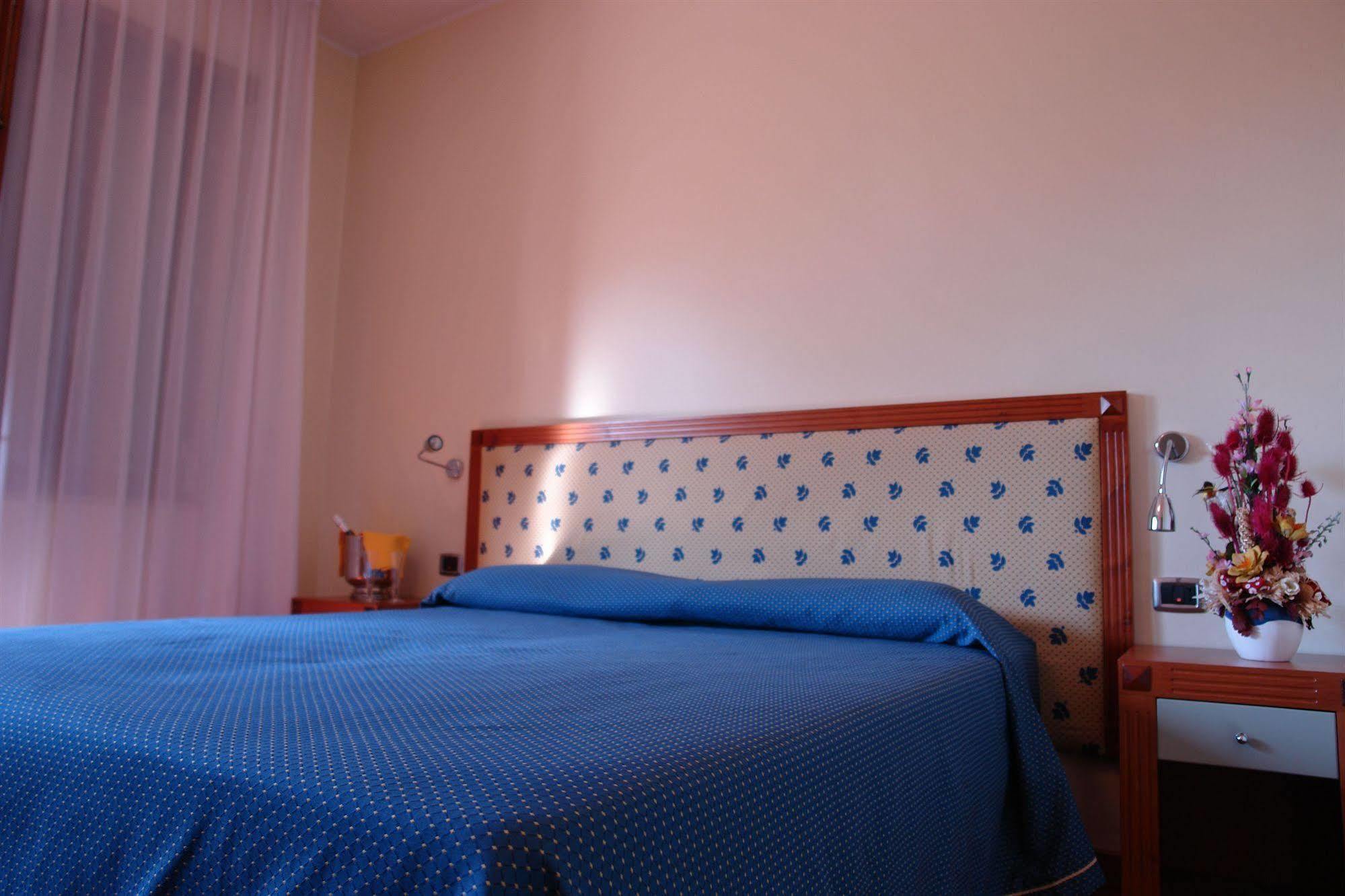 Piccione Hotel Il Castellaccio מראה חיצוני תמונה